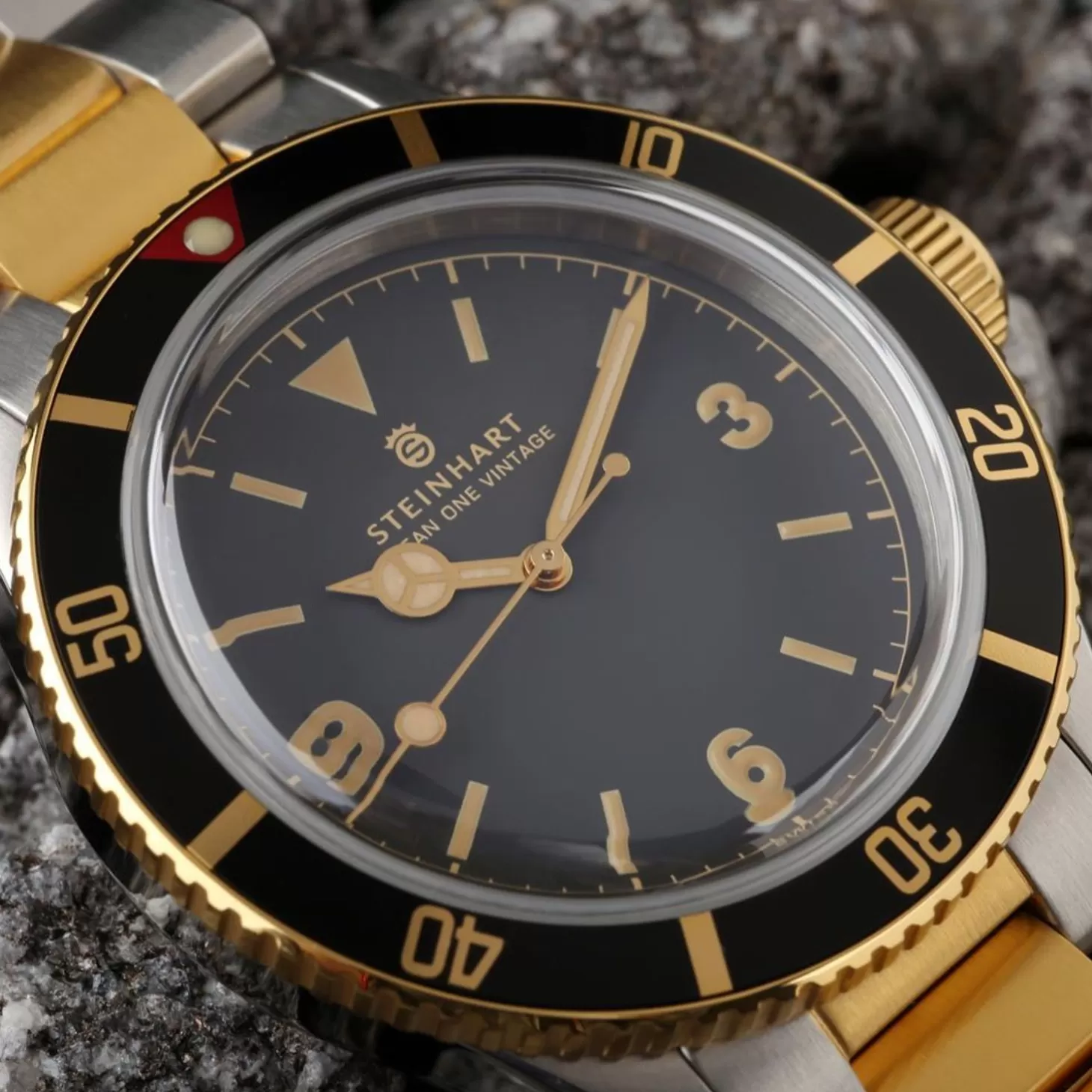 Ocean One Vintage Tweekleurig Duikhorloge^Steinhart Watches Store